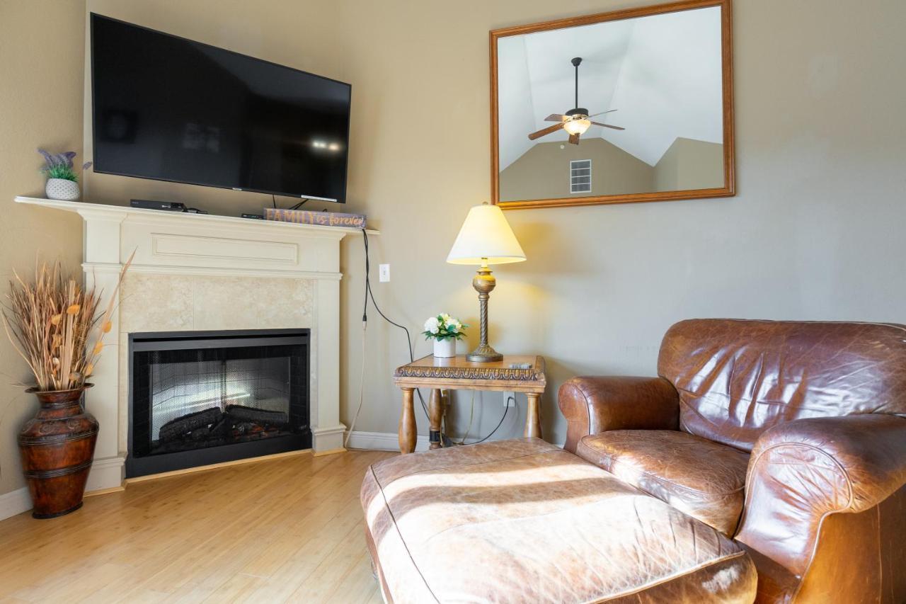 4Br Walk-In - Foosball Table - Hot Tub - Fire Pit - Free Tickets Included - Dv166 Branson Luaran gambar