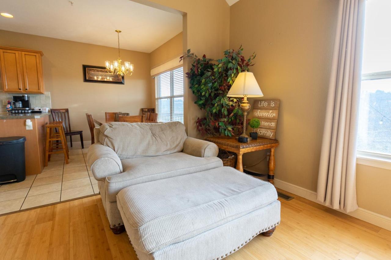 4Br Walk-In - Foosball Table - Hot Tub - Fire Pit - Free Tickets Included - Dv166 Branson Luaran gambar