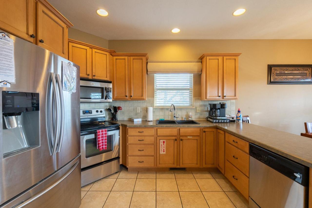 4Br Walk-In - Foosball Table - Hot Tub - Fire Pit - Free Tickets Included - Dv166 Branson Luaran gambar