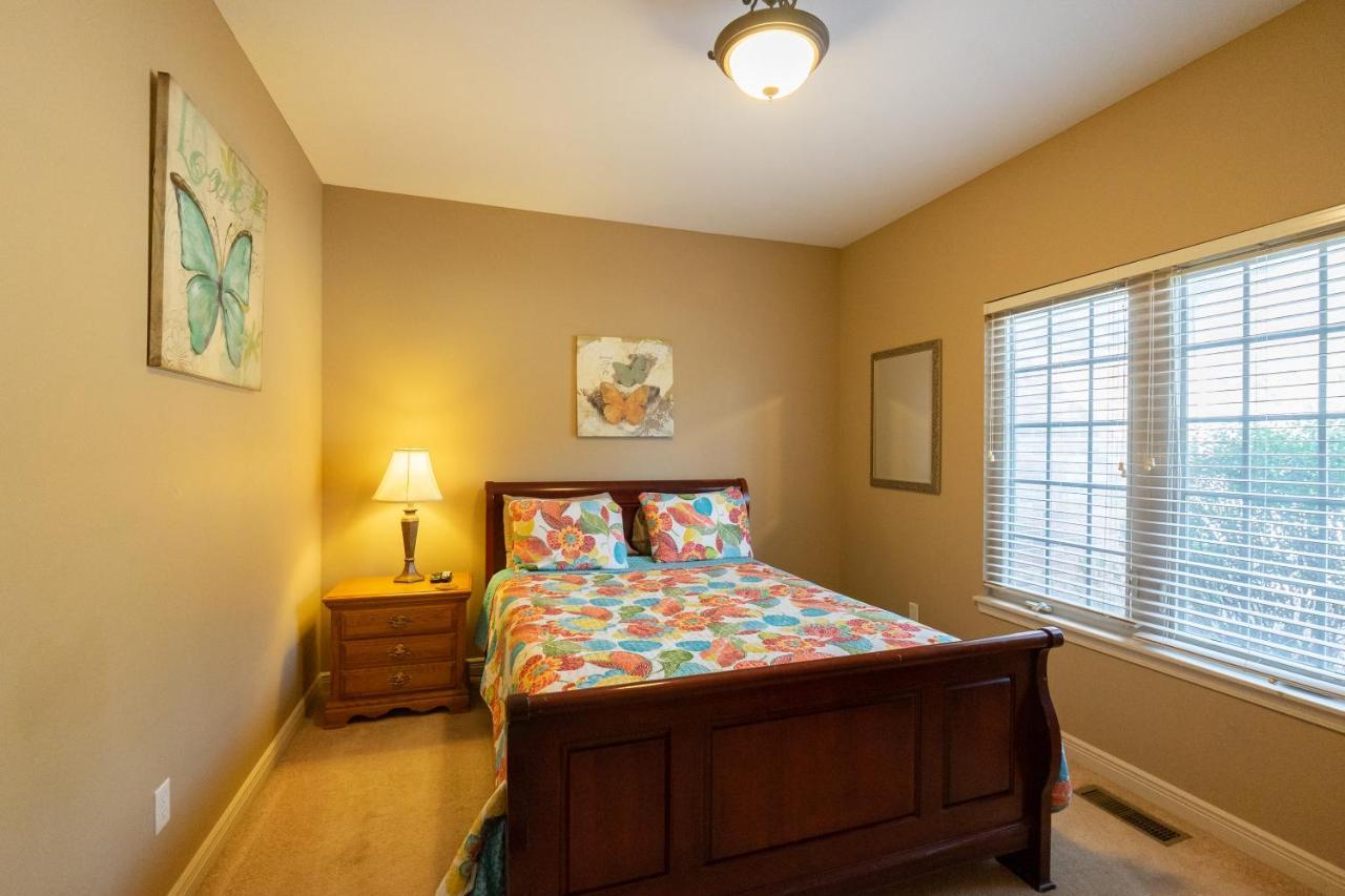 4Br Walk-In - Foosball Table - Hot Tub - Fire Pit - Free Tickets Included - Dv166 Branson Luaran gambar