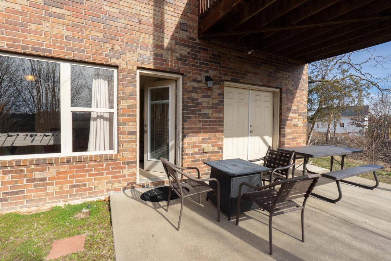 4Br Walk-In - Foosball Table - Hot Tub - Fire Pit - Free Tickets Included - Dv166 Branson Luaran gambar