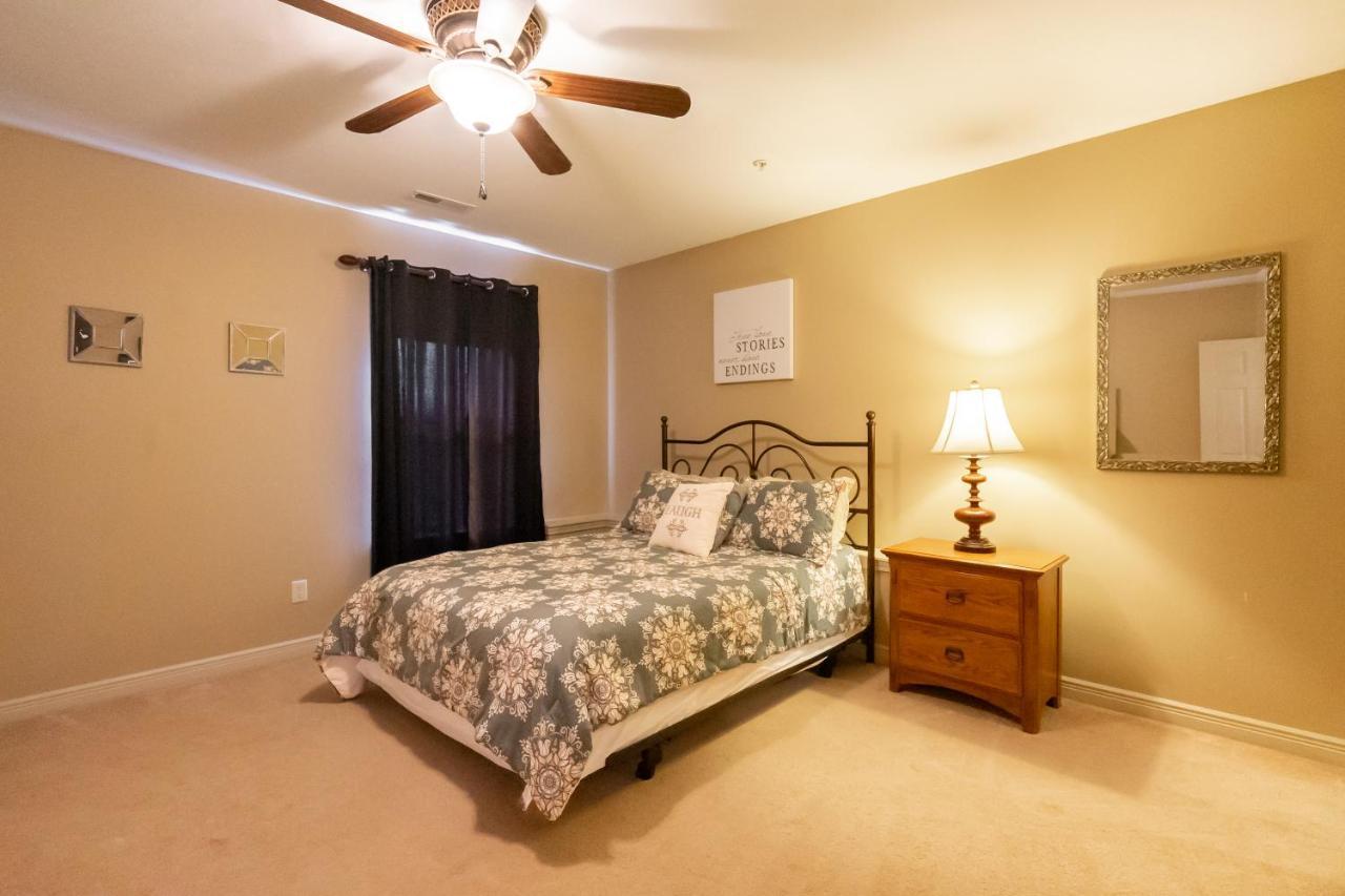 4Br Walk-In - Foosball Table - Hot Tub - Fire Pit - Free Tickets Included - Dv166 Branson Luaran gambar