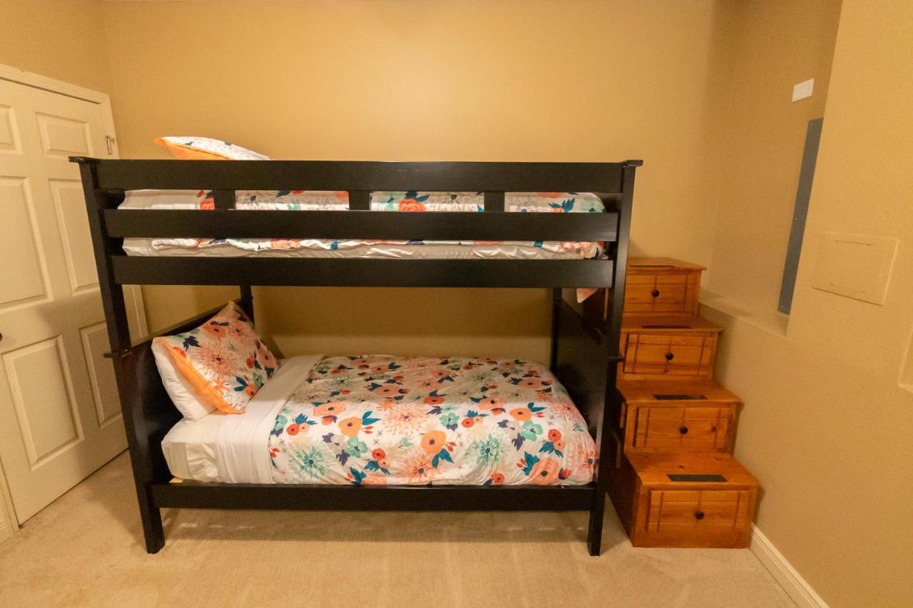 4Br Walk-In - Foosball Table - Hot Tub - Fire Pit - Free Tickets Included - Dv166 Branson Luaran gambar