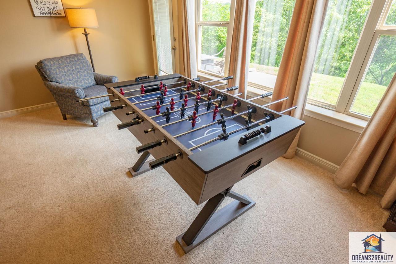 4Br Walk-In - Foosball Table - Hot Tub - Fire Pit - Free Tickets Included - Dv166 Branson Luaran gambar