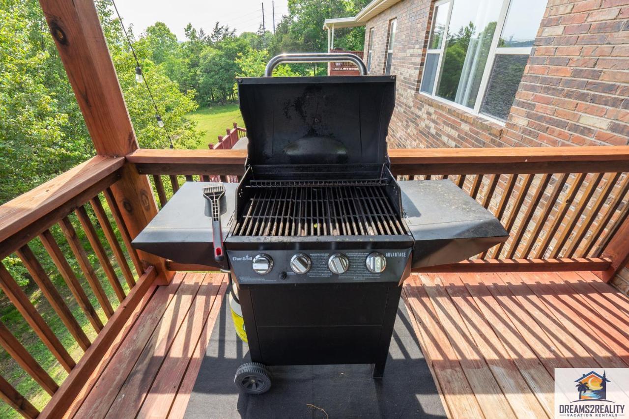 4Br Walk-In - Foosball Table - Hot Tub - Fire Pit - Free Tickets Included - Dv166 Branson Luaran gambar