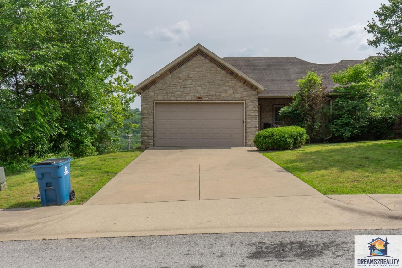 4Br Walk-In - Foosball Table - Hot Tub - Fire Pit - Free Tickets Included - Dv166 Branson Luaran gambar