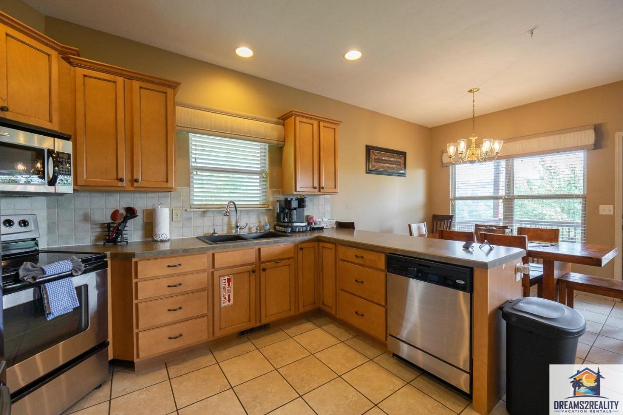 4Br Walk-In - Foosball Table - Hot Tub - Fire Pit - Free Tickets Included - Dv166 Branson Luaran gambar
