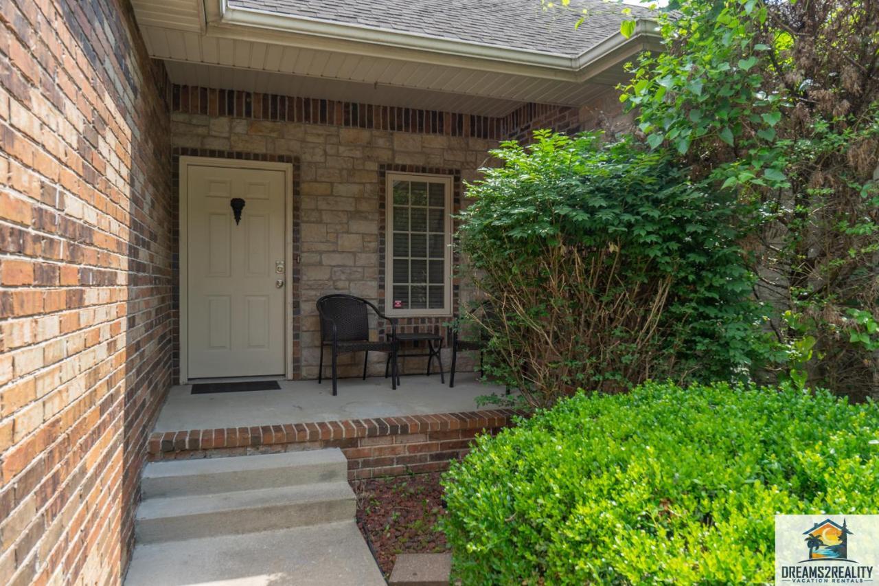 4Br Walk-In - Foosball Table - Hot Tub - Fire Pit - Free Tickets Included - Dv166 Branson Luaran gambar